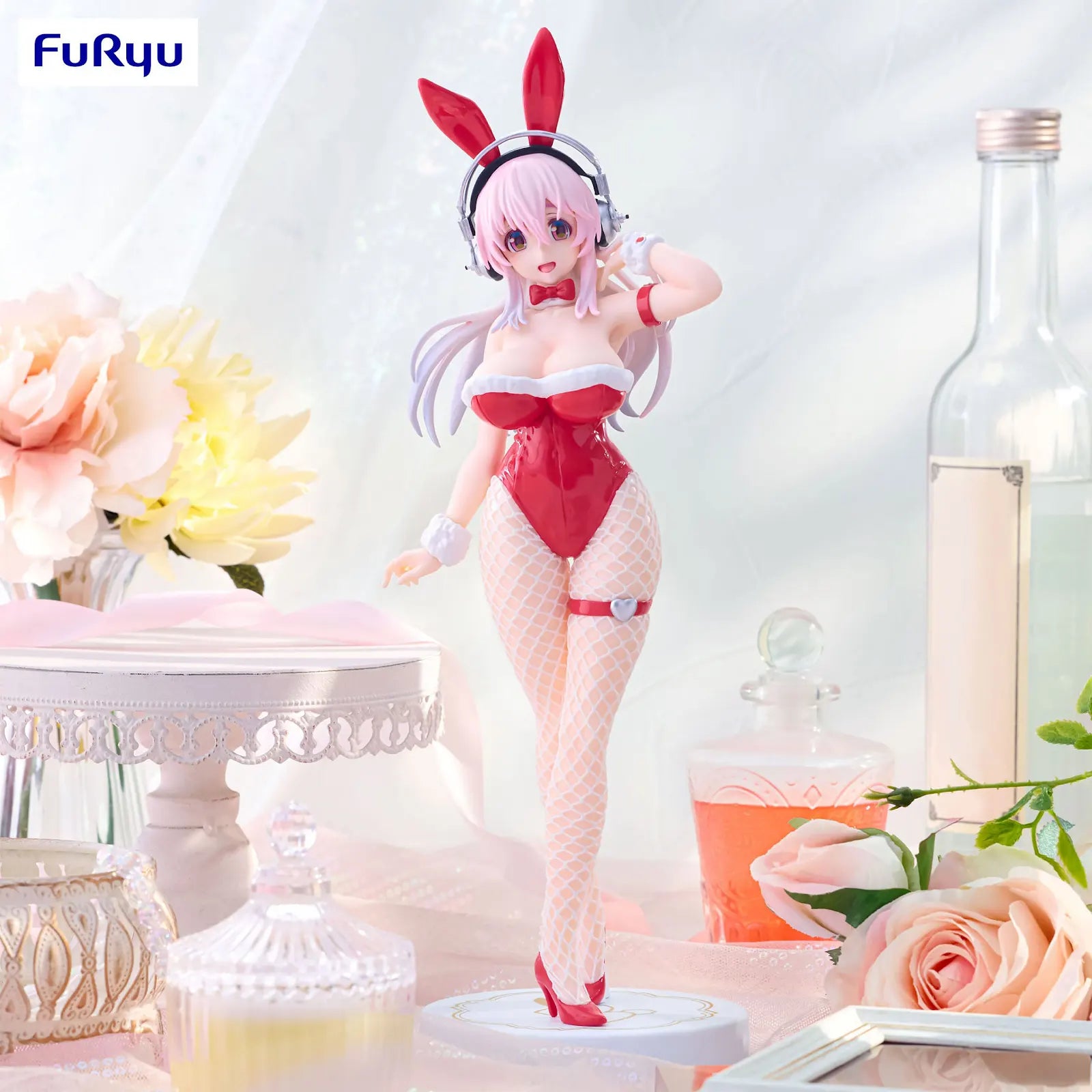 Super Sonico Bicute Bunnies Red Furyu Figure